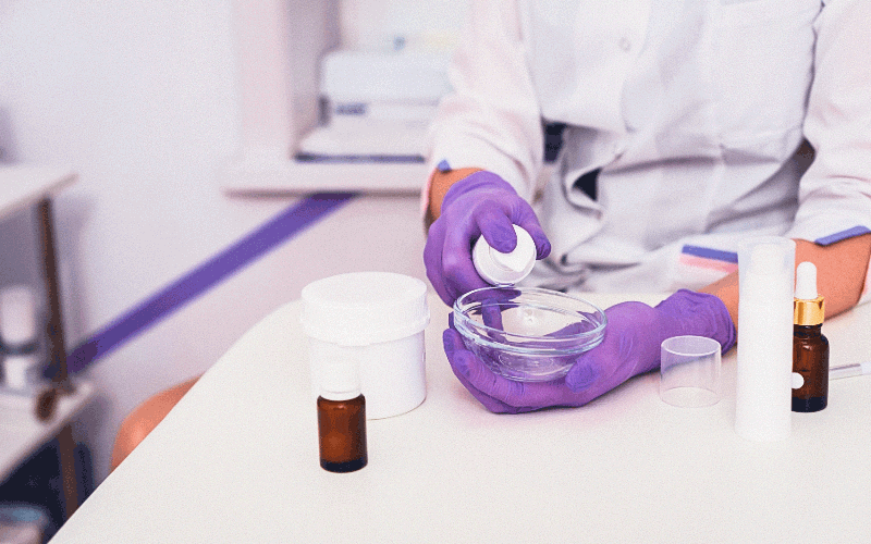 O gel mucoadesivo se apresenta como uma alternativa eficiente para evitar infecções secundárias que comprometem ainda mais a saúde do paciente